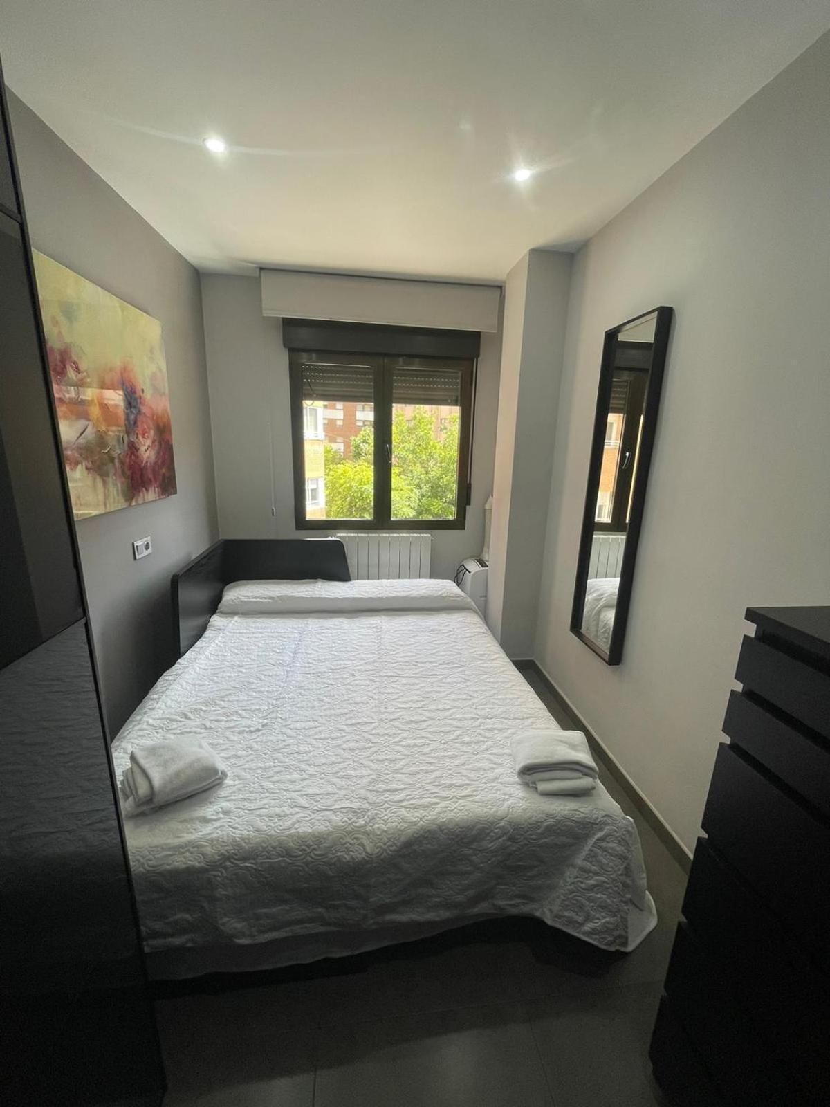 Superior Junto Al Recinto Ferial De 2 Apartment